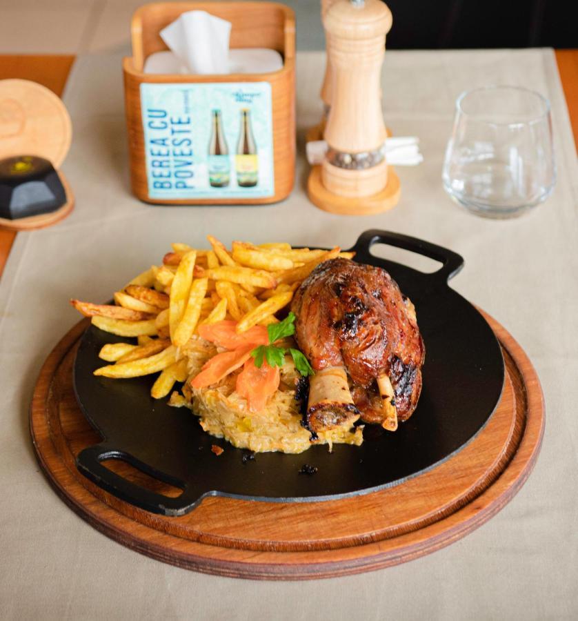 Restaurant Pensiune Bucovina Câmpulung Moldovenesc Εξωτερικό φωτογραφία